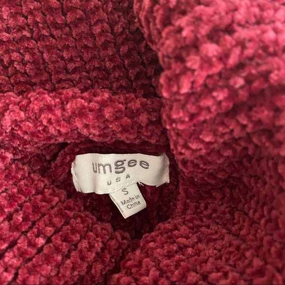 NWOT [umgee] red chunky knit chenille turtleneck - Picture 4 of 4